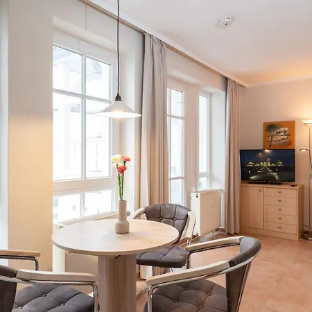 661, Seepark 公寓 *