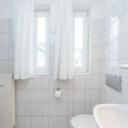 661, Seepark Apartment